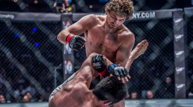 Ben Askren lại đi náo động sự kiện UFC, thách thức “”Dã nhân” Darren Till