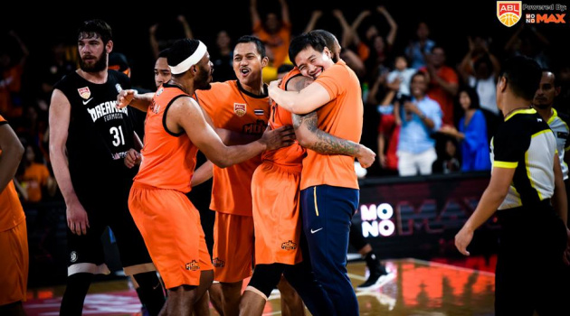 Nỗ lực hết mình, Mono Vampire lại làm nên điều bất ngờ