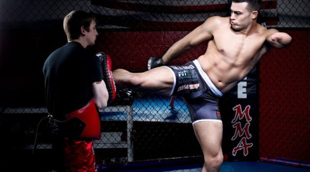 “Dị nhân một tay” Nick Newell trở lại với chiến thắng “cực chất”