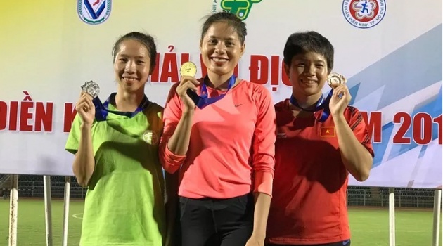 Bà mẹ trẻ Nguyễn Thị Huyền trở lại ngôi vô địch điền kinh quốc gia