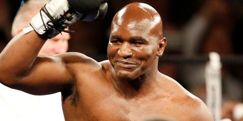 Holyfield úp mở kế hoạch tái xuất