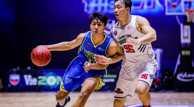 Chùm ảnh VBA 16/11: Hochiminh City Wings vs Thang Long Warriors