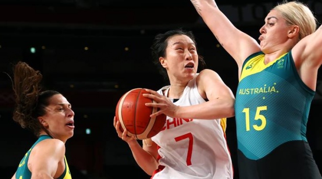 Kết quả bóng rổ Olympic 30/7: Trung Quốc thắng nghẹt thở, Mỹ hạ gục chủ nhà 