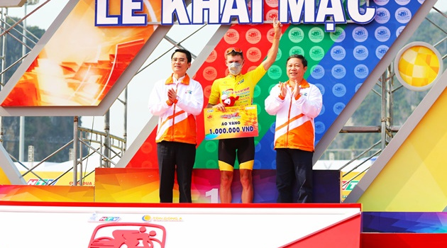 Chặng 2 cuộc đua xe đạp Cúp truyền hình TPHCM 2022: Tay đua ngoại giành chiến thắng chặng cho Đồng Nai