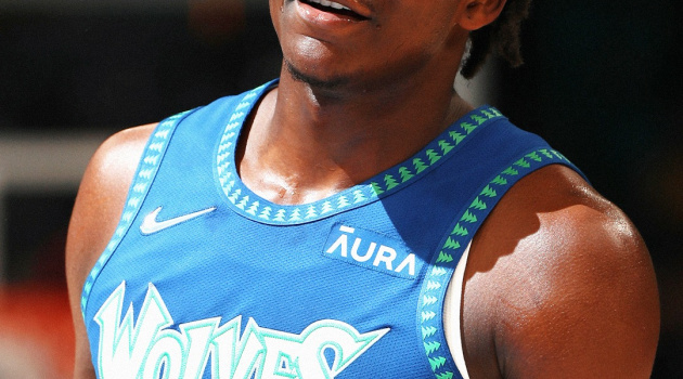 Kết quả NBA 17/4: Kẻ mạnh giành lợi thế, bất ngờ Timberwolves