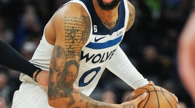 Kết quả NBA 2/2: GSW thua thảm, Suns bị vùi dập