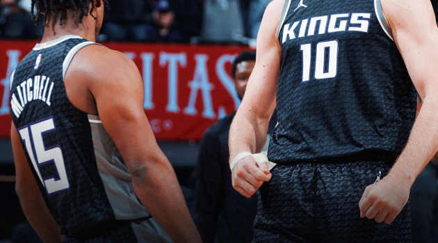 Kết quả NBA 18/4: 76ers thị uy, GSW lâm nguy
