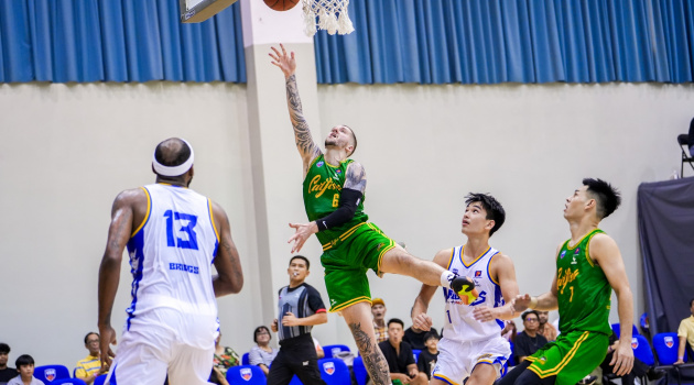 Chùm ảnh: HCM Wings thua liền 3 trận, Cantho Catfish tận dụng thời cơ