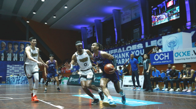 Chùm ảnh: Hanoi Buffaloes 'phục thù Tây Hồ' trước Saigon Heat