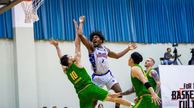 Chùm ảnh: Nha Trang Dolphins nối dài chuỗi ngày buồn, Cantho Catfish giành lại top 2