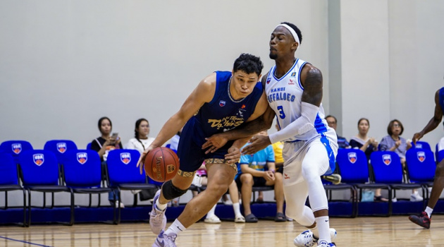 Chùm ảnh: Hanoi Buffaloes thắng sát sao Nha Trang Dolphins