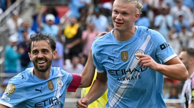 Manchester City đại thắng Juventus để độc chiếm ngôi đầu bảng G
