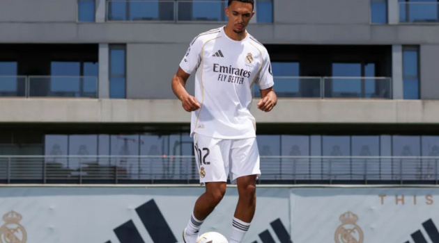 Alexander-Arnold ca ngợi đồng đội Real Madrid