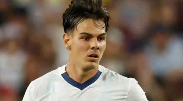 Ardon Jashari bật mí lý do từ chối nhiều CLB lớn để chọn AC Milan