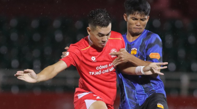 Tiến Linh bỏ lỡ cơ hội ghi bàn, HAGL thất bại trước CA TP.HCM trong trận đấu kịch tính