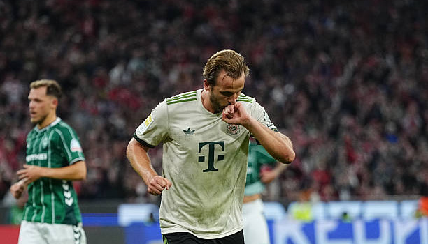 Harry Kane lập cú đúp, Bayern Munich củng cố ngôi đầu Bundesliga