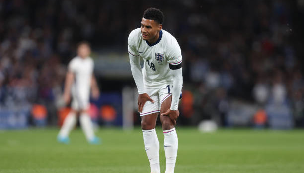 Ollie Watkins dính chấn thương sau khi lập công cho tuyển Anh