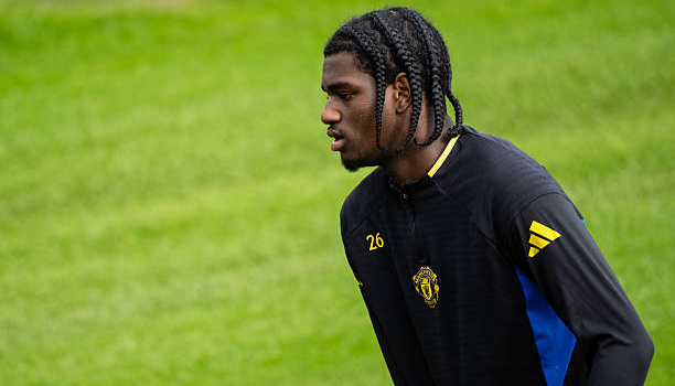 Man United tạm yên tâm khi Ayden Heaven không dính chấn thương nghiêm trọng