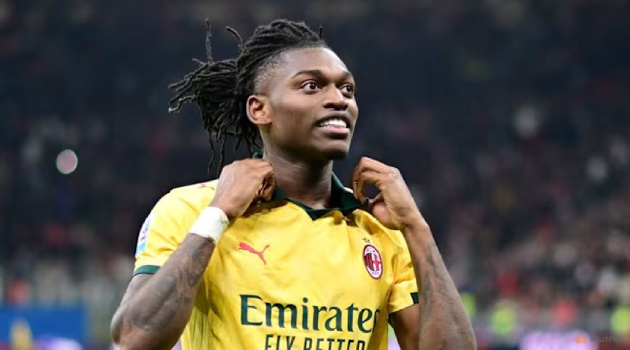 Modric ngợi ca Leao là ngôi sao hàng đầu và tin anh vẫn chưa chạm tới giới hạn