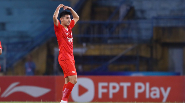 Đinh Xuân Tiến lập công phút 69, Viettel ngược dòng thắng SHB Đà Nẵng