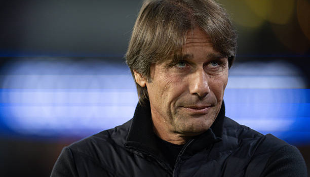 Conte bảo vệ chiến thuật sau trận thua sốc của Napoli