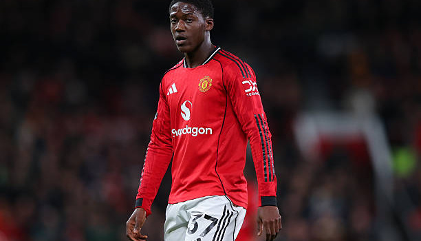 THCN sáng 29/10: Napoli theo sát Mainoo, Liverpool tranh tài năng trẻ Ecuador