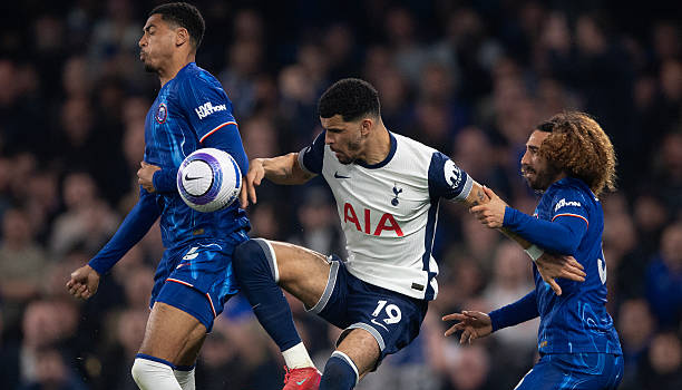 Derby London rực lửa: Tottenham và Chelsea giằng co trong thế trận biến động?