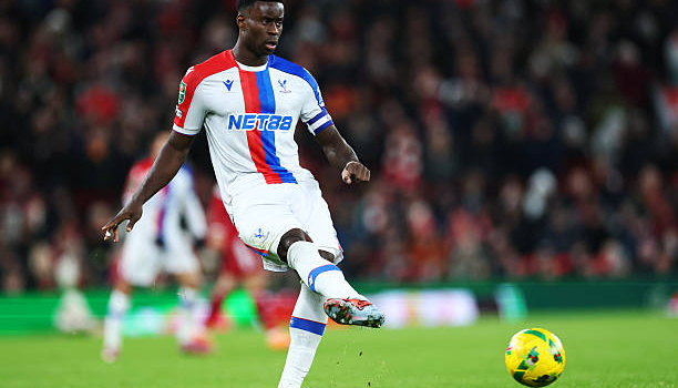 Real Madrid nắm thế thượng phong trước Barcelona trong cuộc đua giành Marc Guehi