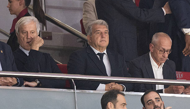 Tương lai Barcelona đặt cược vào dự án Camp Nou giữa khủng hoảng tài chính