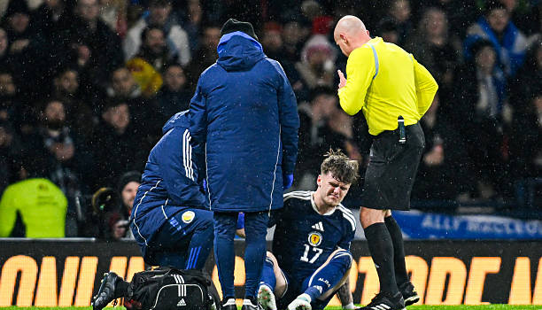 Doak bị chấn thương sau pha kiến tạo đẳng cấp cho McTominay