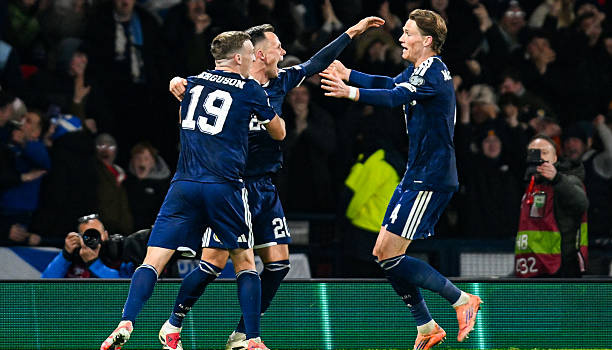 Scotland viết lại lịch sử: Chiến thắng cảm xúc và hành trình chấm dứt 28 năm chờ đợi