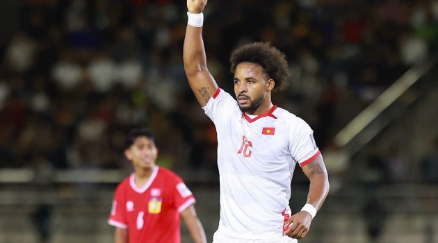 Tuyển Lào choáng ngợp trước sức mạnh của Xuân Son sau trận thua Việt Nam