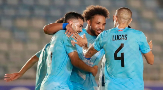 Xuân Son tỏa sáng với hat-trick trong chiến thắng 3-0 của Nam Định