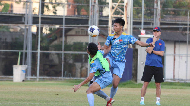 BĐVN 9/12: Lê Phát chia sẻ bất ngờ, HLV Mai Đức Chung không hài lòng với trọng tài