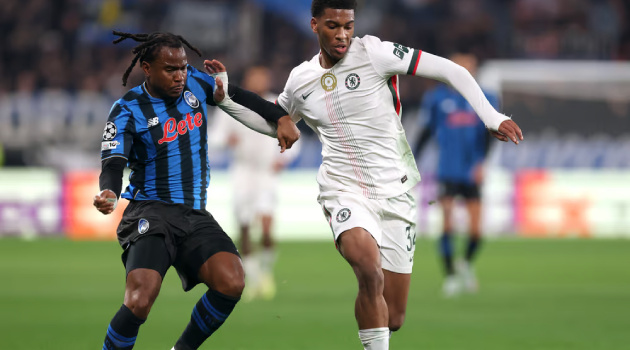 Chelsea lao dốc khỏi top 8 sau trận thua Atalanta, cuộc đua vé knock-out trở nên nghẹt thở
