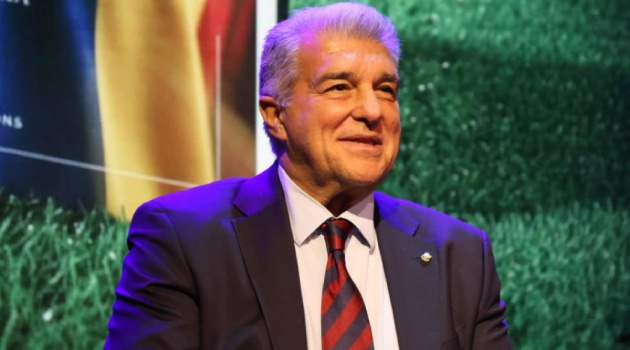 Laporta lên tiếng giữa tâm bão Negreira: Barca phản công Real Madrid từ thế thượng phong