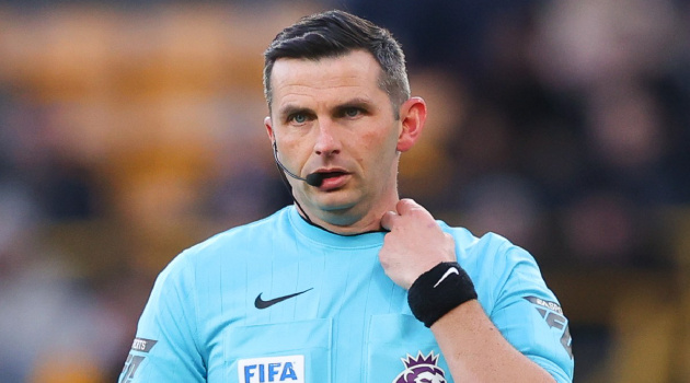 Man United đối mặt thử thách kép tại Villa Park, nỗi ám ảnh mang tên Michael Oliver