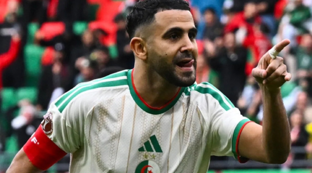 Mahrez bùng nổ ngày ra quân AFCON, Algeria gửi lời cảnh báo mạnh mẽ