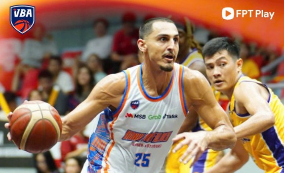 Kết quả VBA 2026 Game 34: Hanoi Buffaloes thắng kịch tính Nha Trang Dolphins