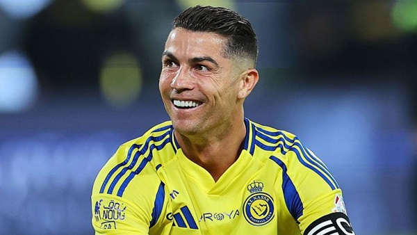Cristiano Ronaldo gia hạn với Al Nassr, nói rõ nguyên nhân