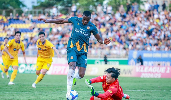 SLNA bất ngờ muốn chiêu mộ Brandao để cải thiện lực lượng