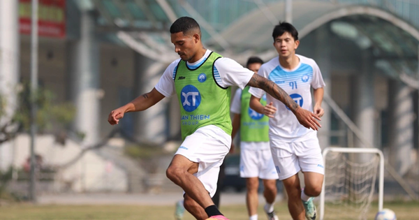 Công An Hà Nội chiêu mộ Rogerio Alves tăng sức mạnh hàng công