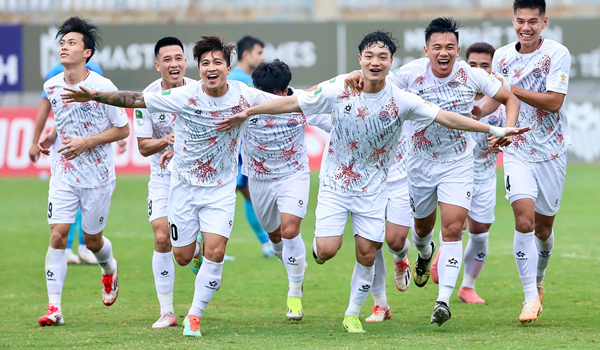 PVF-CAND nhận suất thăng hạng V.League, chờ giải quyết thủ tục