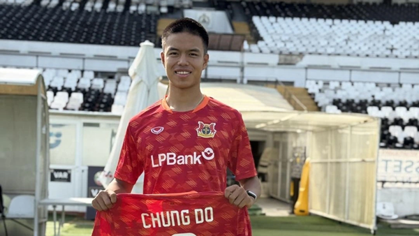 Chung Nguyen Do trở lại V-League với giá kỷ lục ở độ tuổi U23
