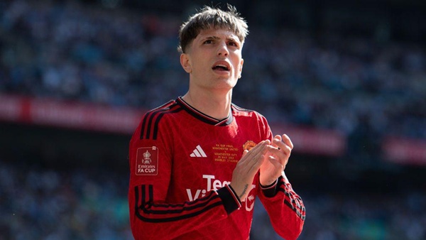 Garnacho chuẩn bị gia nhập Chelsea với giá 35-40 triệu bảng