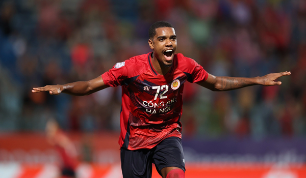 Alan Grafite dẫn đầu, nội binh lép vế ở cuộc đua Vua phá lưới V-League