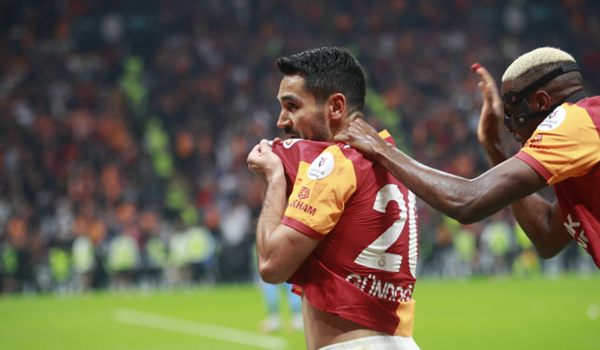 Ilkay Gundogan tỏa sáng, Galatasaray thoát thua trong trận derby Istanbul rực lửa