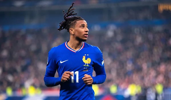 Michael Olise: Khi bóng đá thuần túy chiến thắng danh tiếng và tiền bạc