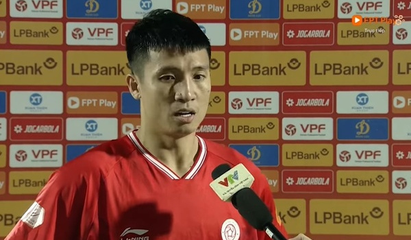 Chấn thương của Bùi Tiến Dũng khiến HLV Kim Sang Sik lo lắng trước trận tái đấu Nepal