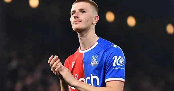 Romano xác nhận: Crystal Palace kiên quyết giữ Adam Wharton trước sự quan tâm của MU